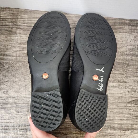 Clarks Unstructured Women 7 Black Leather Juliet Gem Slip On Flats - Picture 9 of 10